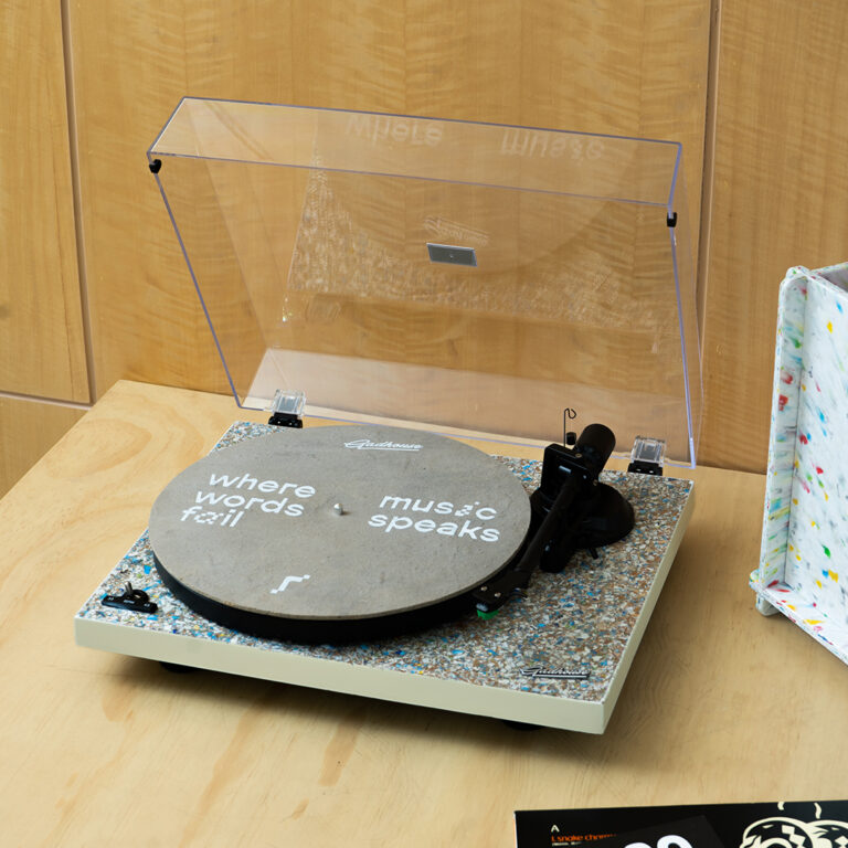 แผ่นรองแผ่นเสียง Fruitmat Slipmat