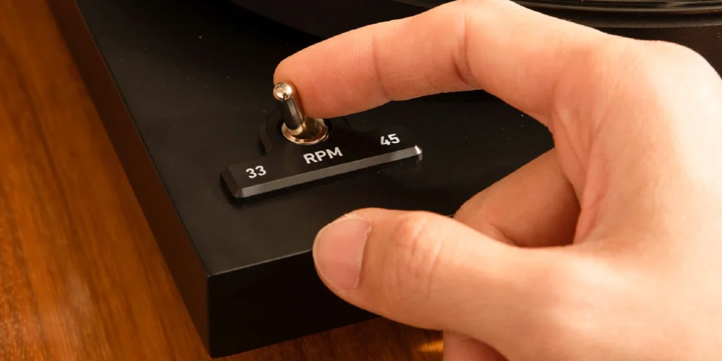Gadhouse-RPM-mathis-turntable.png