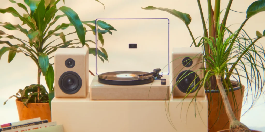 Gadhouse-Dean-Turntable-Stereo-System.png