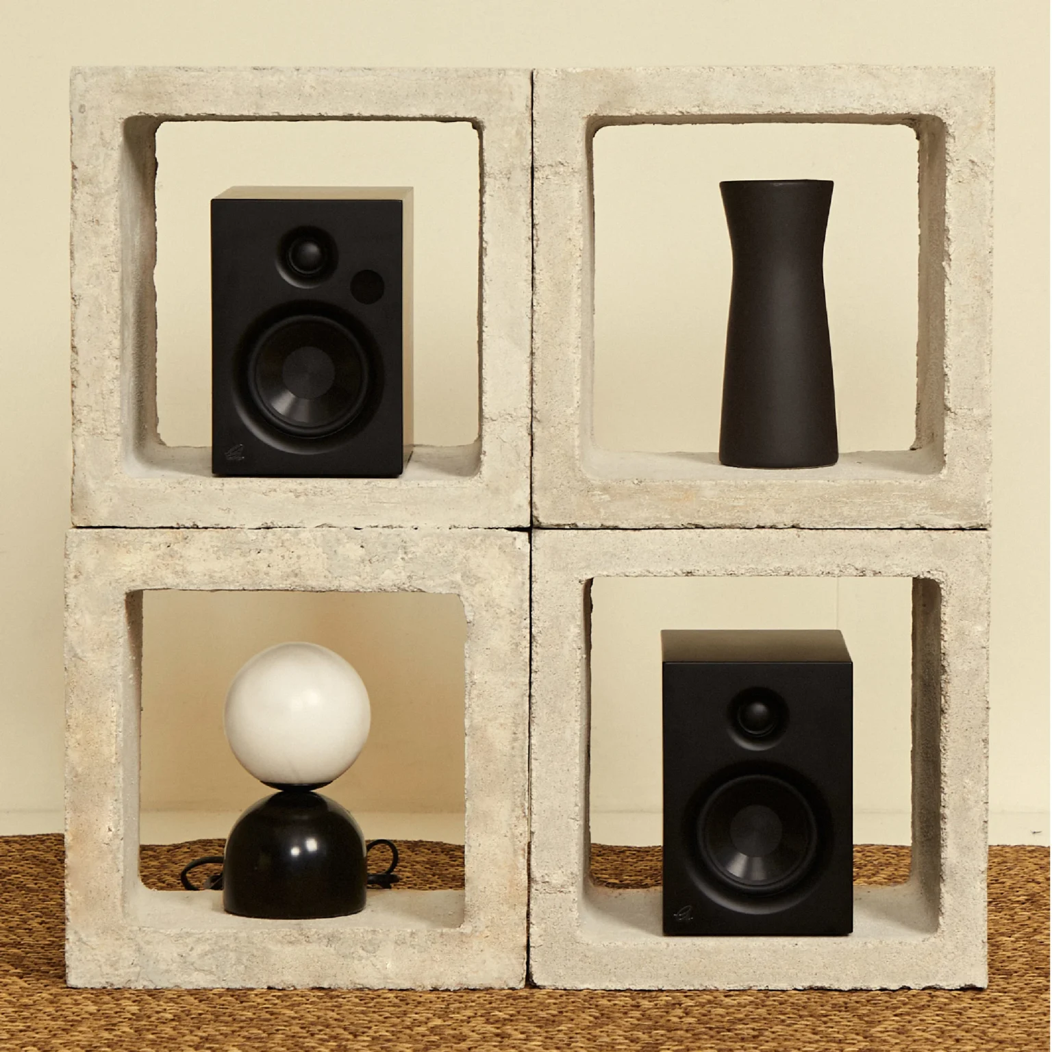 Product Image ROY Hi-Fi Bookshelf Speakers | Gadhouse